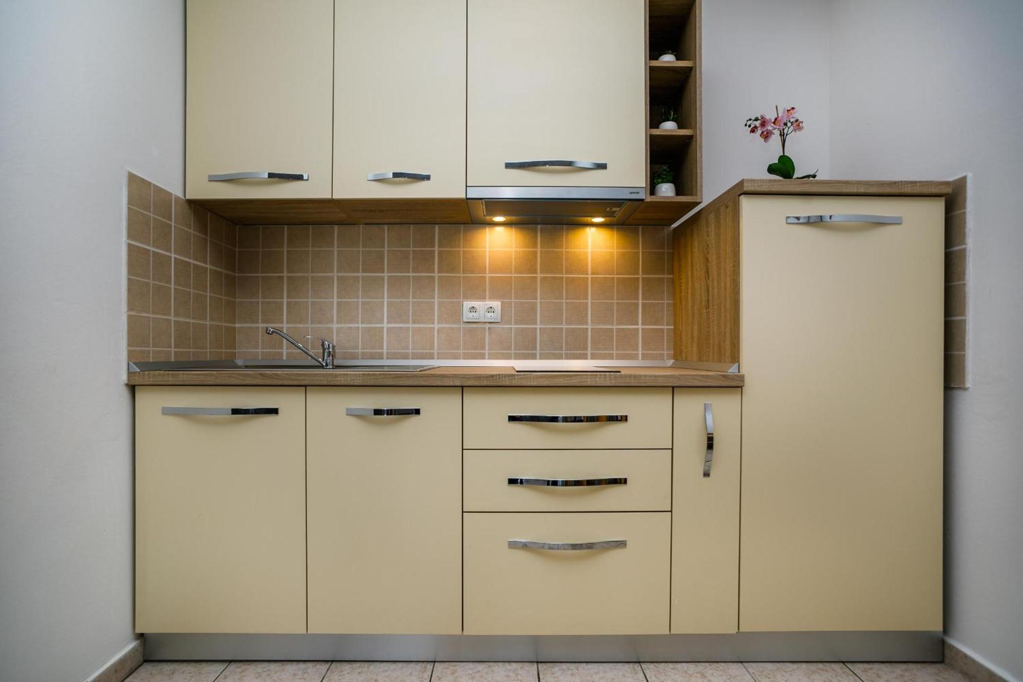 Apartment Pirun บัชกา ภายนอก รูปภาพ