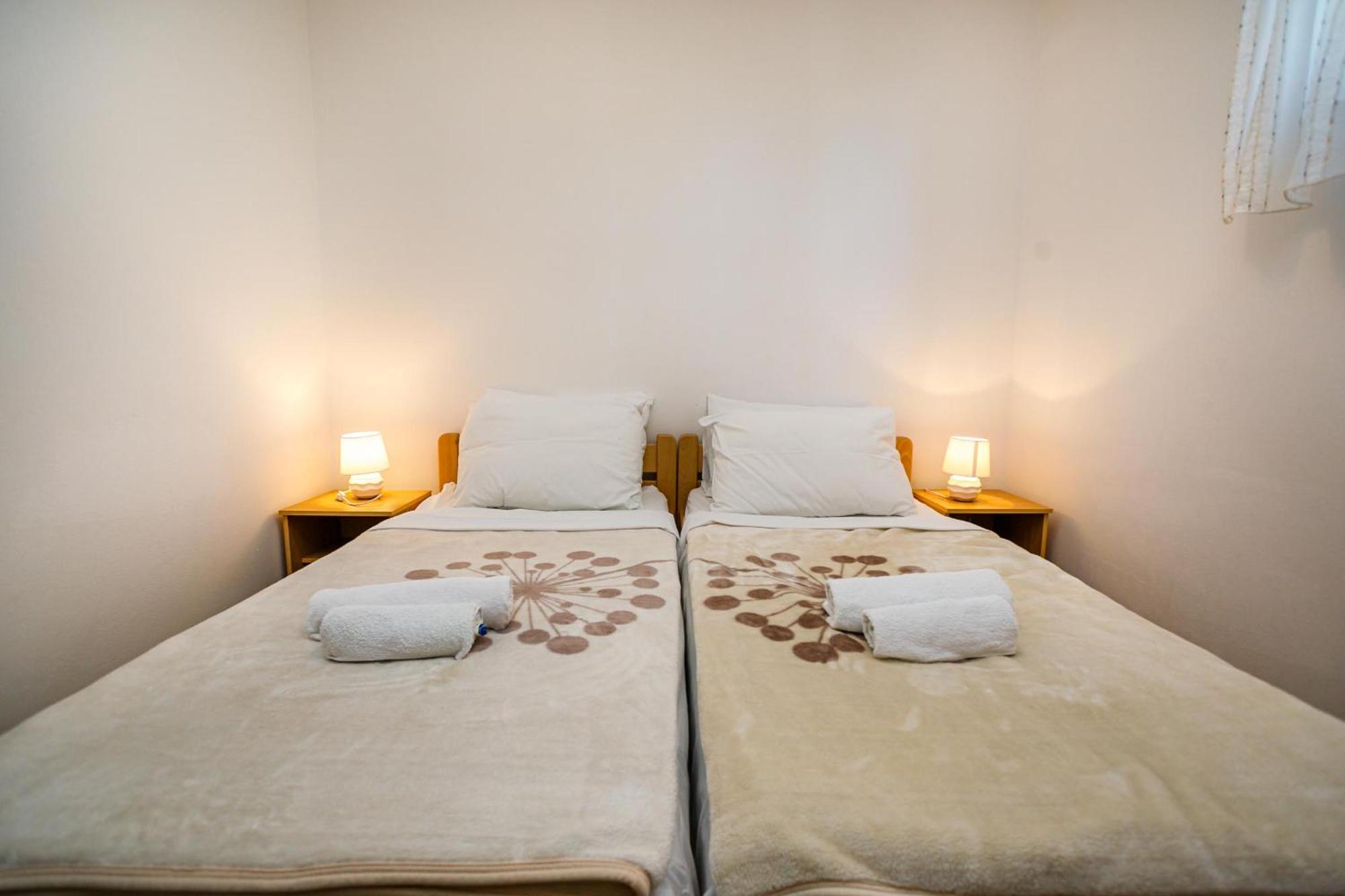 Apartment Pirun บัชกา ภายนอก รูปภาพ