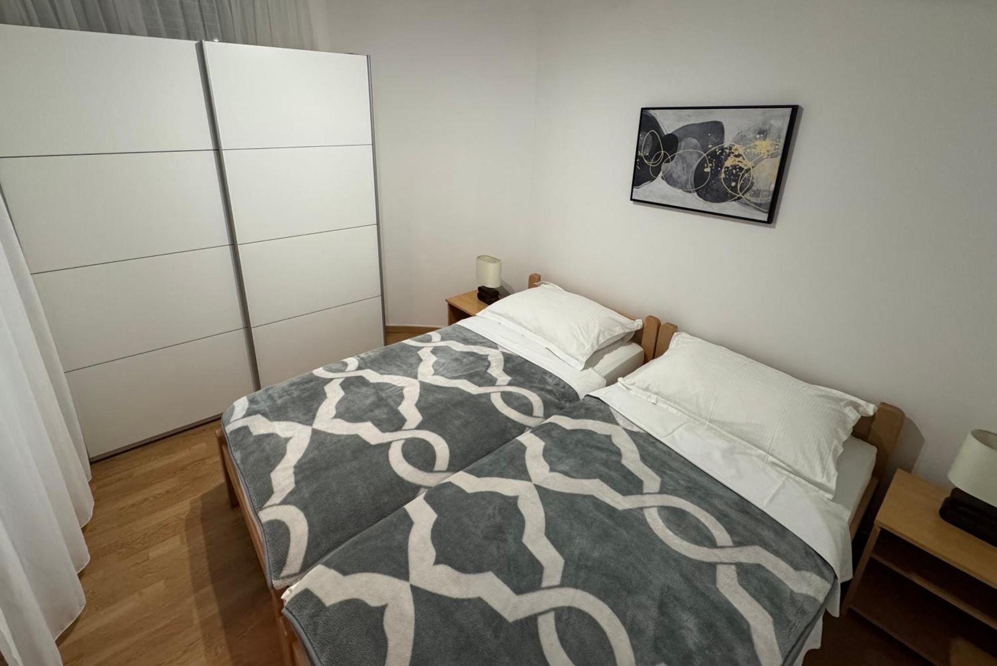 Apartment Pirun บัชกา ภายนอก รูปภาพ