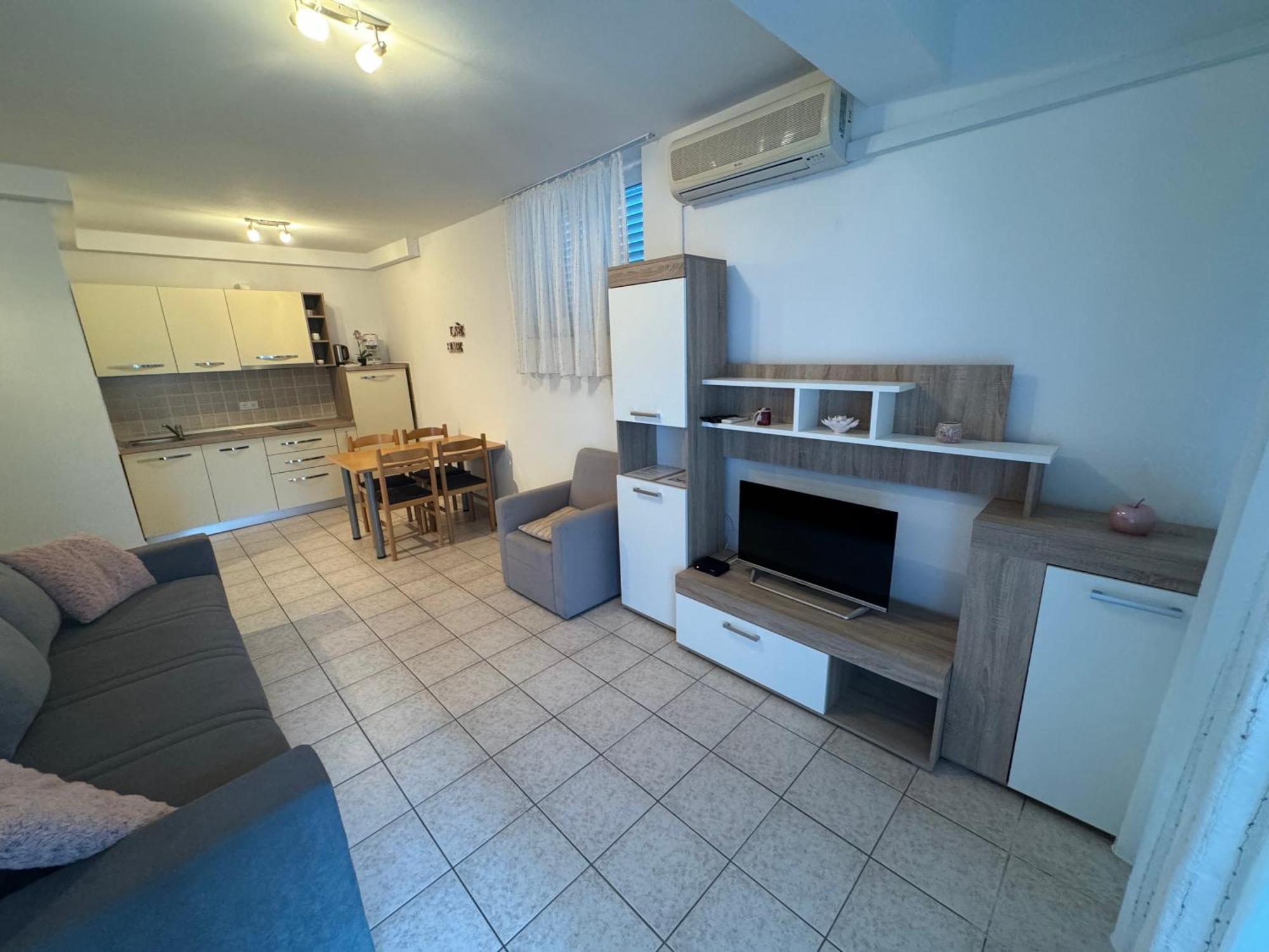 Apartment Pirun บัชกา ภายนอก รูปภาพ