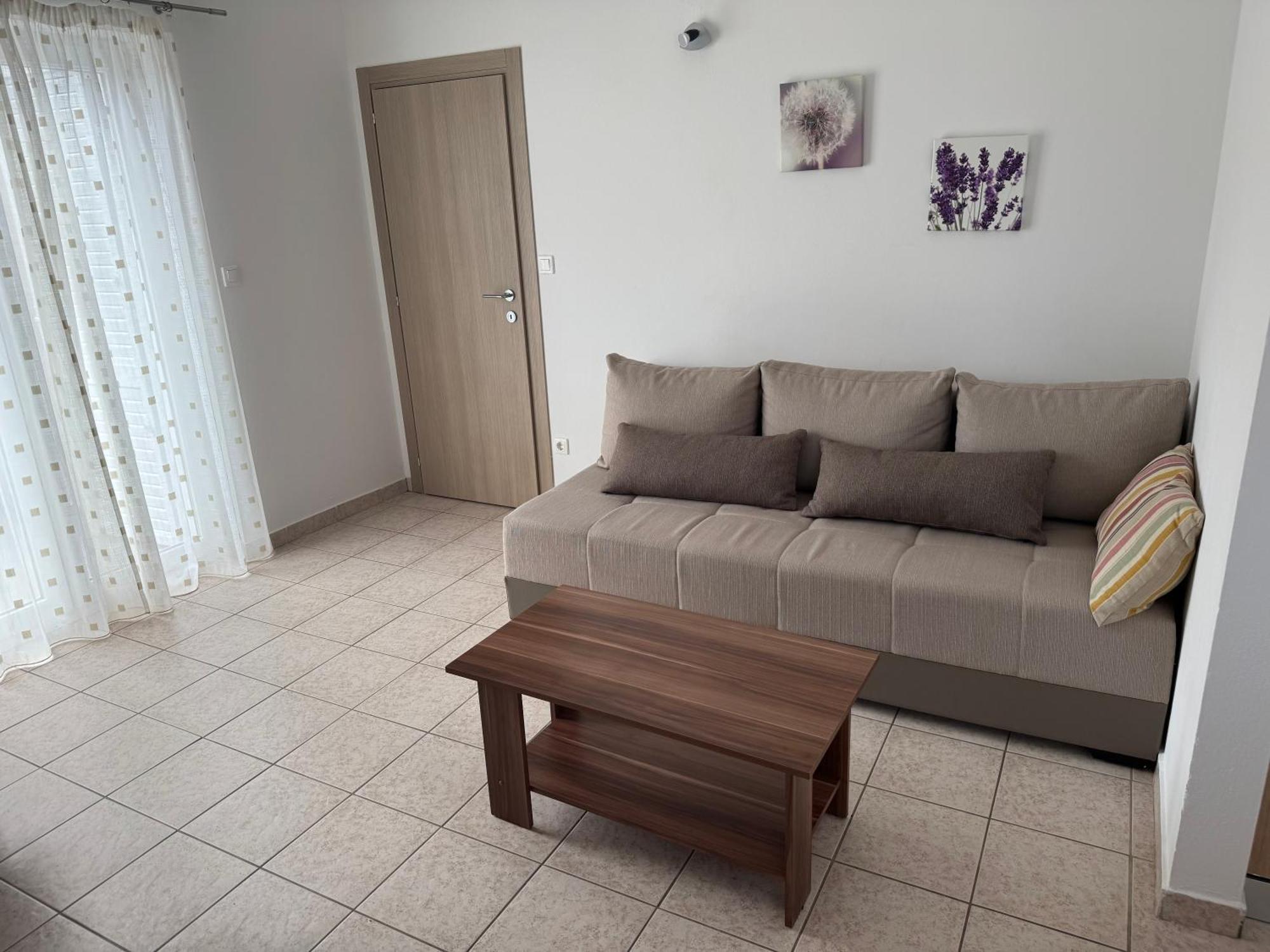 Apartment Pirun บัชกา ภายนอก รูปภาพ