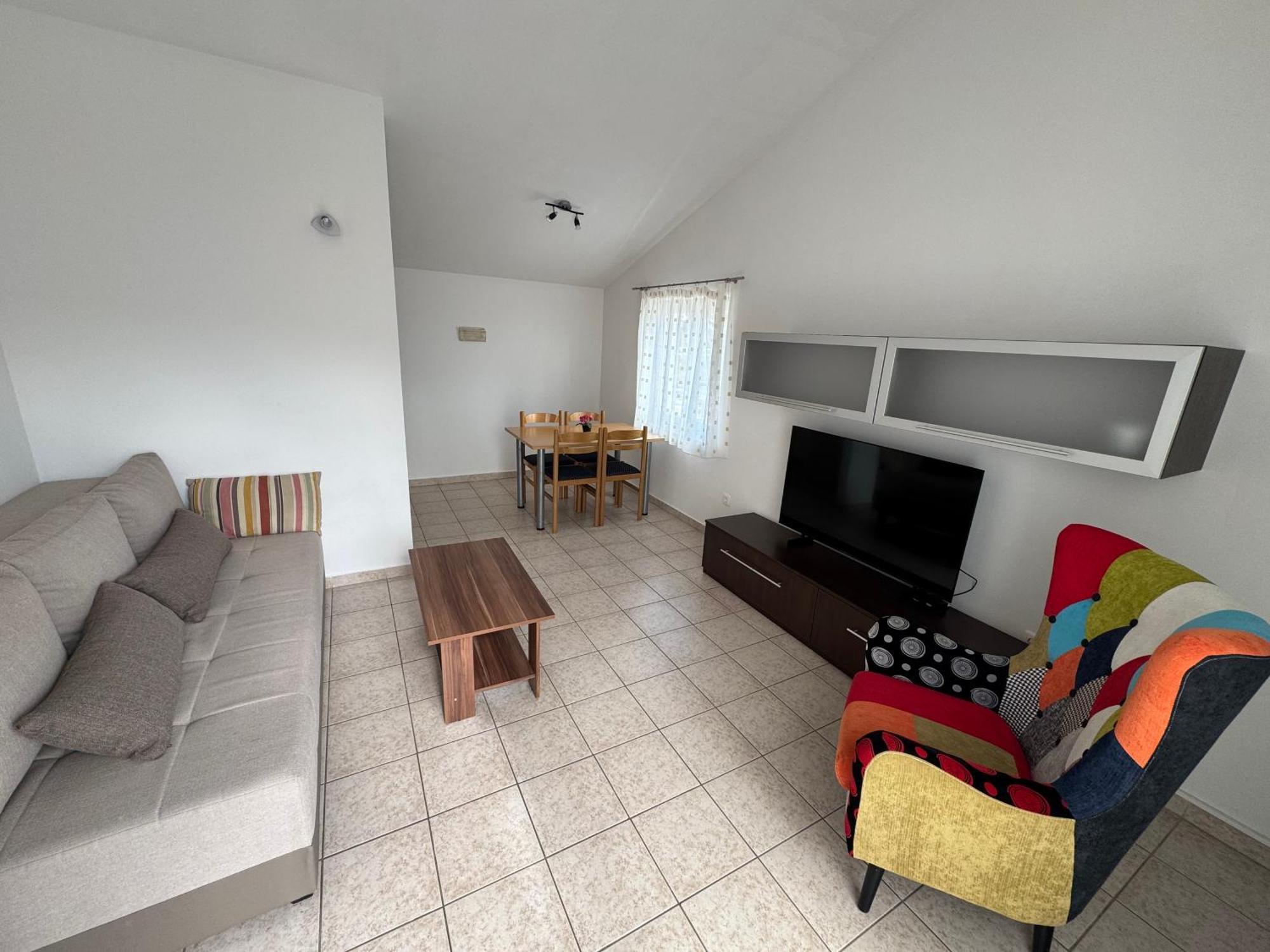 Apartment Pirun บัชกา ภายนอก รูปภาพ