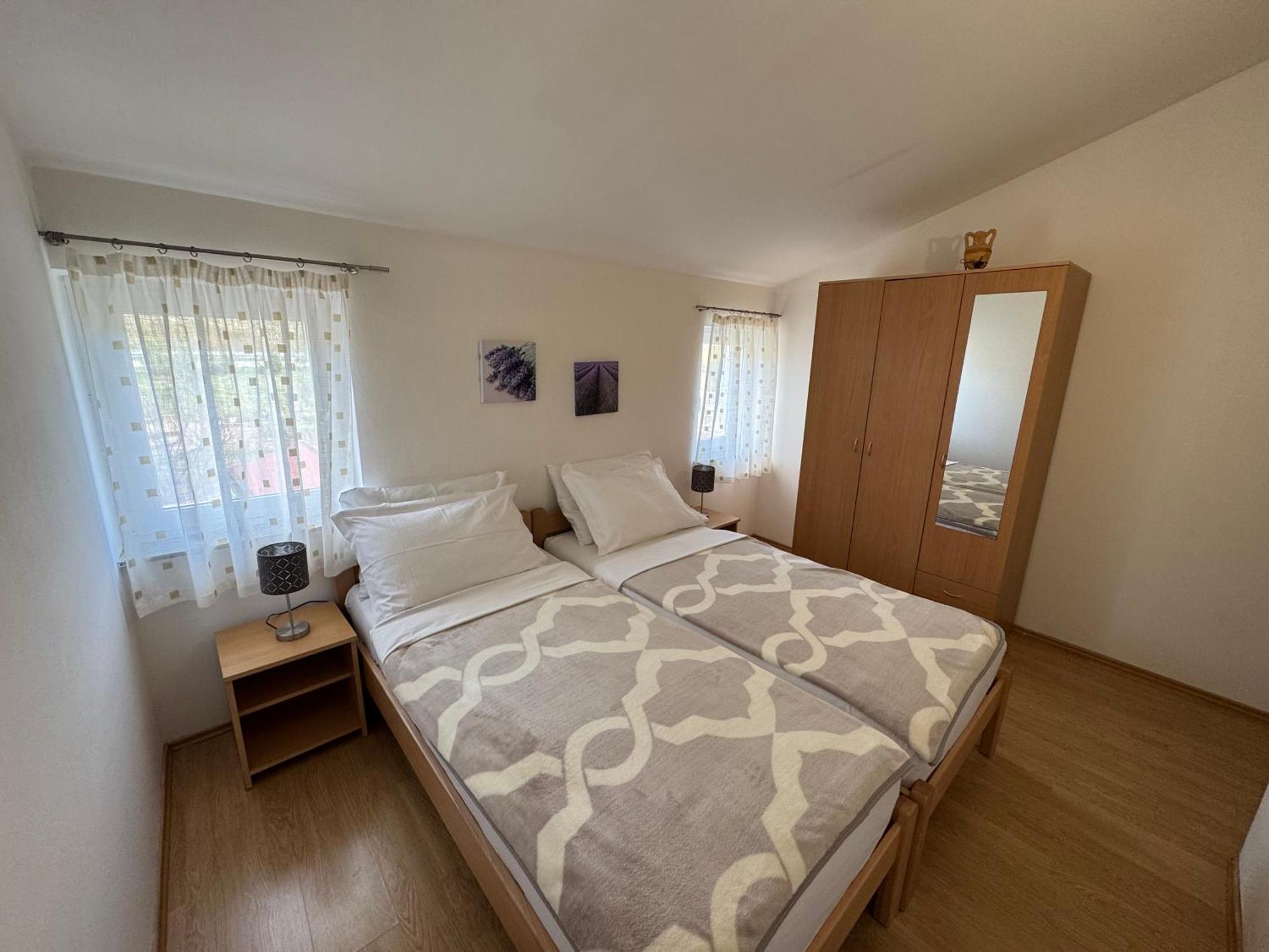 Apartment Pirun บัชกา ภายนอก รูปภาพ